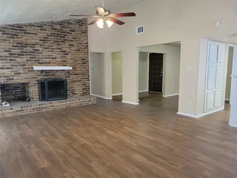 9915 Towne Brook Lane Sugar Land TX 77498