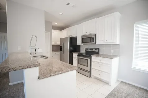 13165 Snow Lane Lane 6 Willis TX 77318