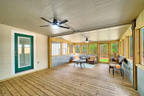 142 Apple Drive Burkeville TX 75932