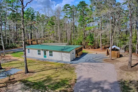 142 Apple Drive Burkeville TX 75932