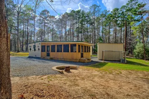 142 Apple Drive Burkeville TX 75932
