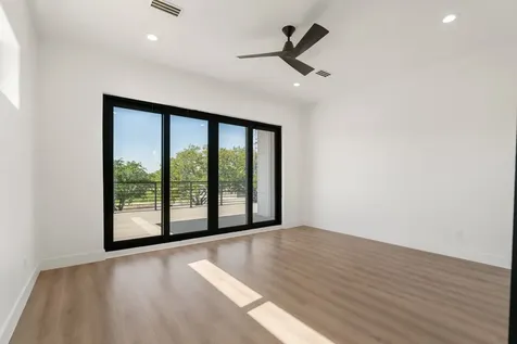 5734 N Braeswood Boulevard Houston TX 77096