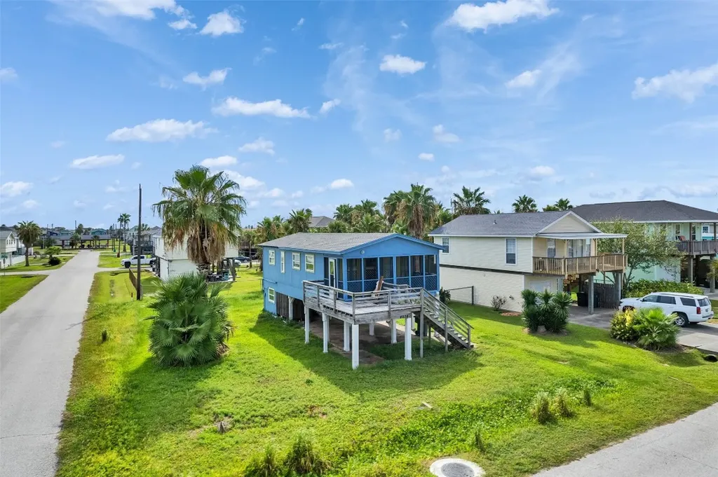 4038 Panola Drive Galveston TX 77554