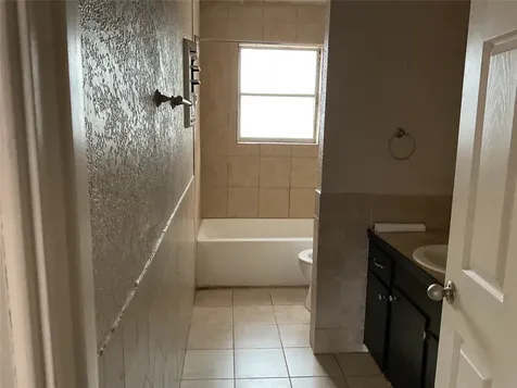 116 Lindsey Avenue Bay City TX 77414
