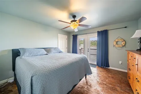121 Holiday Lane Coldspring TX 77331