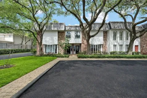 8954 Chatsworth Drive Houston TX 77024
