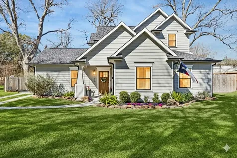 216 W 30th Street Houston TX 77018