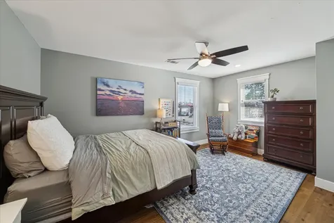 216 W 30th Street Houston TX 77018