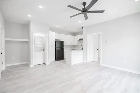 2101 Reinke Road 8212 Waller TX 77484