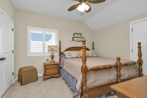 300 Weavers Cove Livingston TX 77351