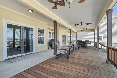 300 Weavers Cove Livingston TX 77351