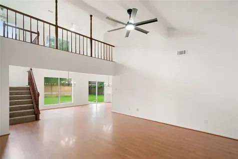 915 S Diamondhead Boulevard Crosby TX 77532