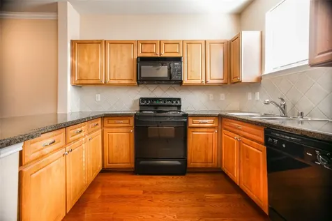 12707 Boheme Drive 1504 Houston TX 77024