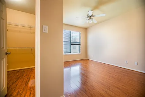 12707 Boheme Drive 1504 Houston TX 77024
