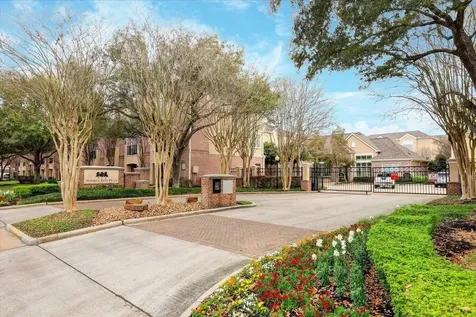 12707 Boheme Drive 1504 Houston TX 77024