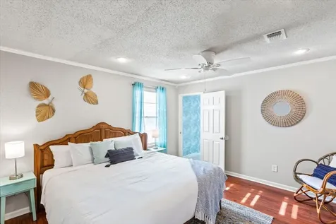 2127 65th Street Galveston TX 77551