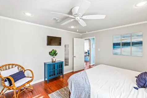 2127 65th Street Galveston TX 77551