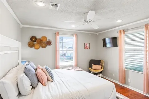 2127 65th Street Galveston TX 77551