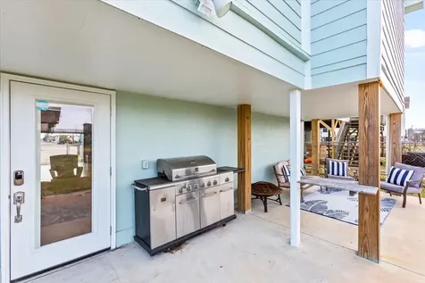 2127 65th Street Galveston TX 77551