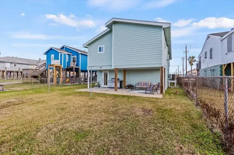 2127 65th Street Galveston TX 77551