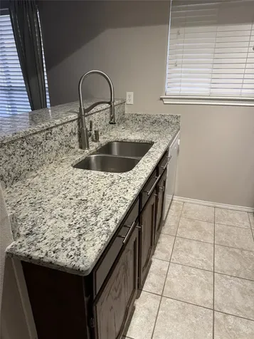 256 Jefferson Parkway Fort Worth TX 76107