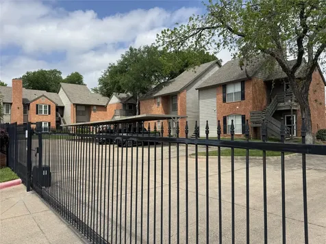 256 Jefferson Parkway Fort Worth TX 76107