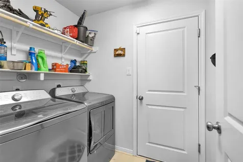 370 Goldenrod Livingston TX 77351