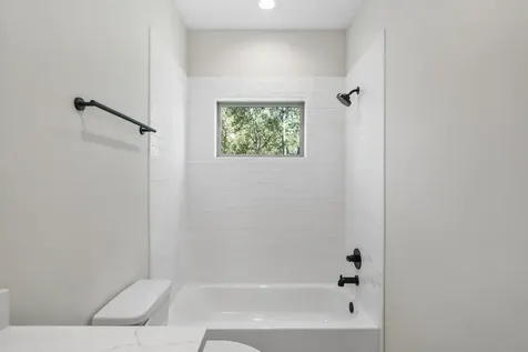 5320 Creekmont Timbers Trail Houston TX 77091