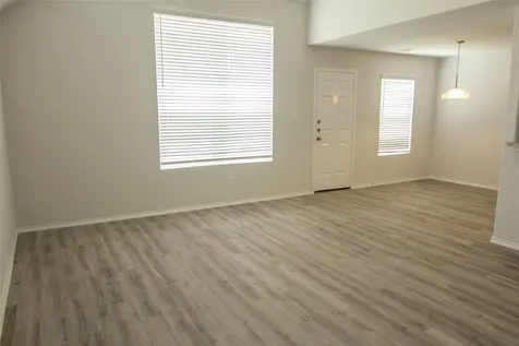 17471 Linthorne Street Humble TX 77346