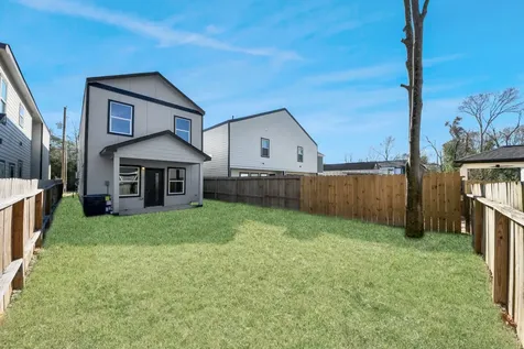 8121 Venus Street Houston TX 77088