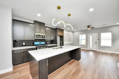 8121 Venus Street Houston TX 77088