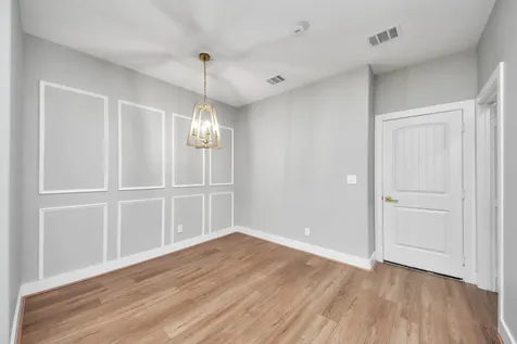 8121 Venus Street Houston TX 77088