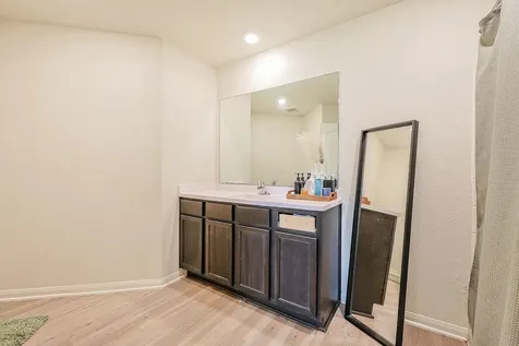 1219 Paradise Found Drive Iowa Colony TX 77583