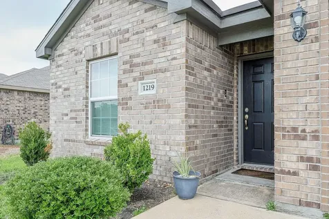 1219 Paradise Found Drive Iowa Colony TX 77583