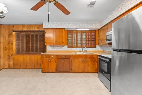 717 Mark Street Deer Park TX 77536