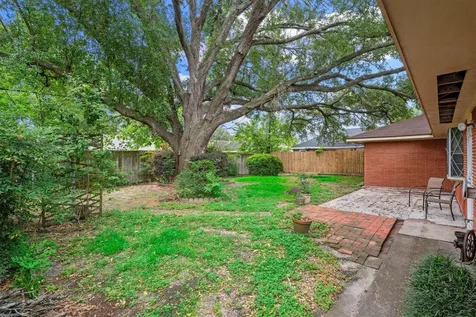 717 Mark Street Deer Park TX 77536