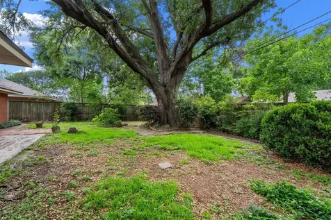 717 Mark Street Deer Park TX 77536