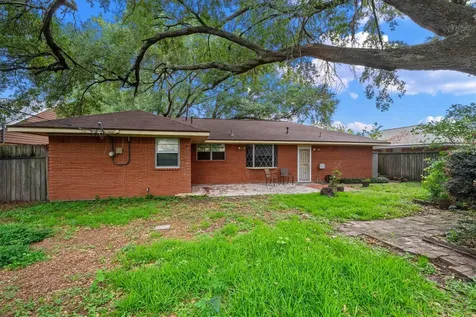 717 Mark Street Deer Park TX 77536