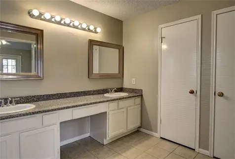11 Cottage Grove Place The Woodlands TX 77381