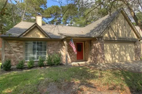 11 Cottage Grove Place The Woodlands TX 77381