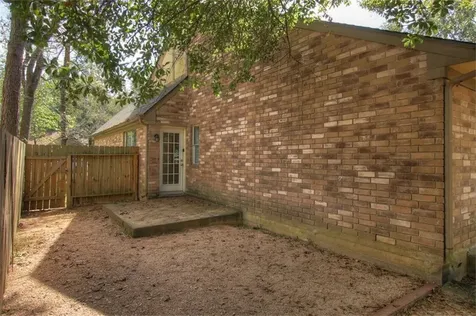 11 Cottage Grove Place The Woodlands TX 77381
