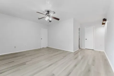 15326 Peachmeadow Lane Channelview TX 77530