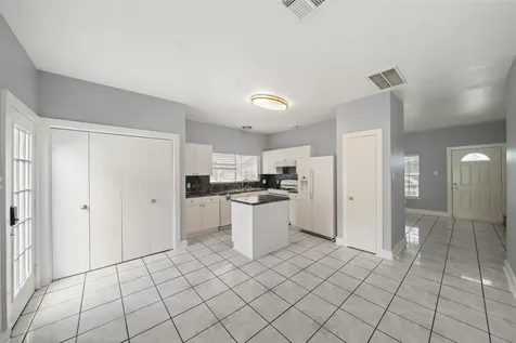 15931 S Alley Court Houston TX 77082