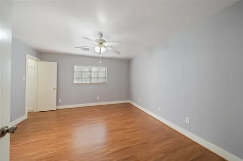 15931 S Alley Court Houston TX 77082