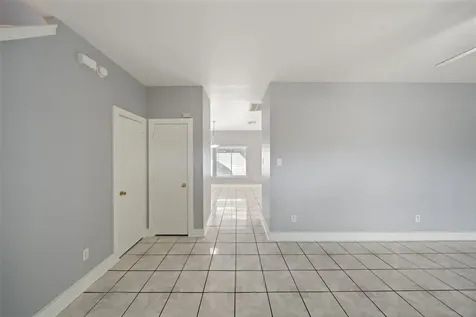 15931 S Alley Court Houston TX 77082