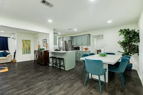 1302 56th Street Galveston TX 77551