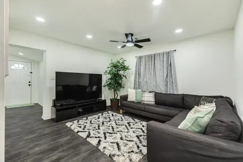 1302 56th Street Galveston TX 77551