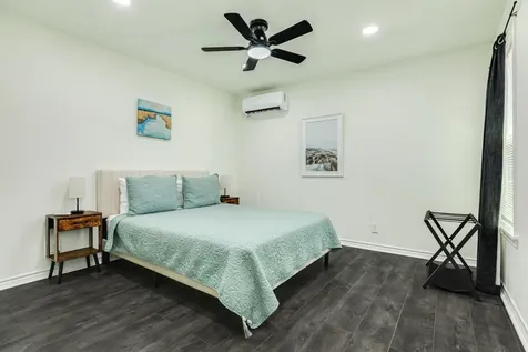 1302 56th Street Galveston TX 77551