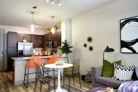 3788 Richmond St Avenue 1327 Houston TX 77046