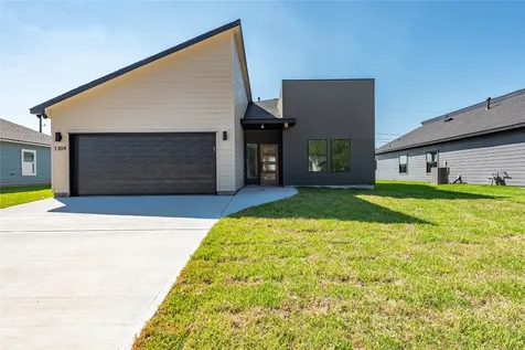 1304 Sailfish Drive Bay City TX 77414
